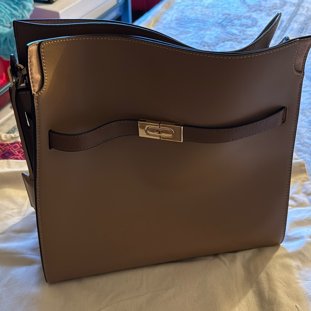 Tory Burch large Lee radzwill double bag